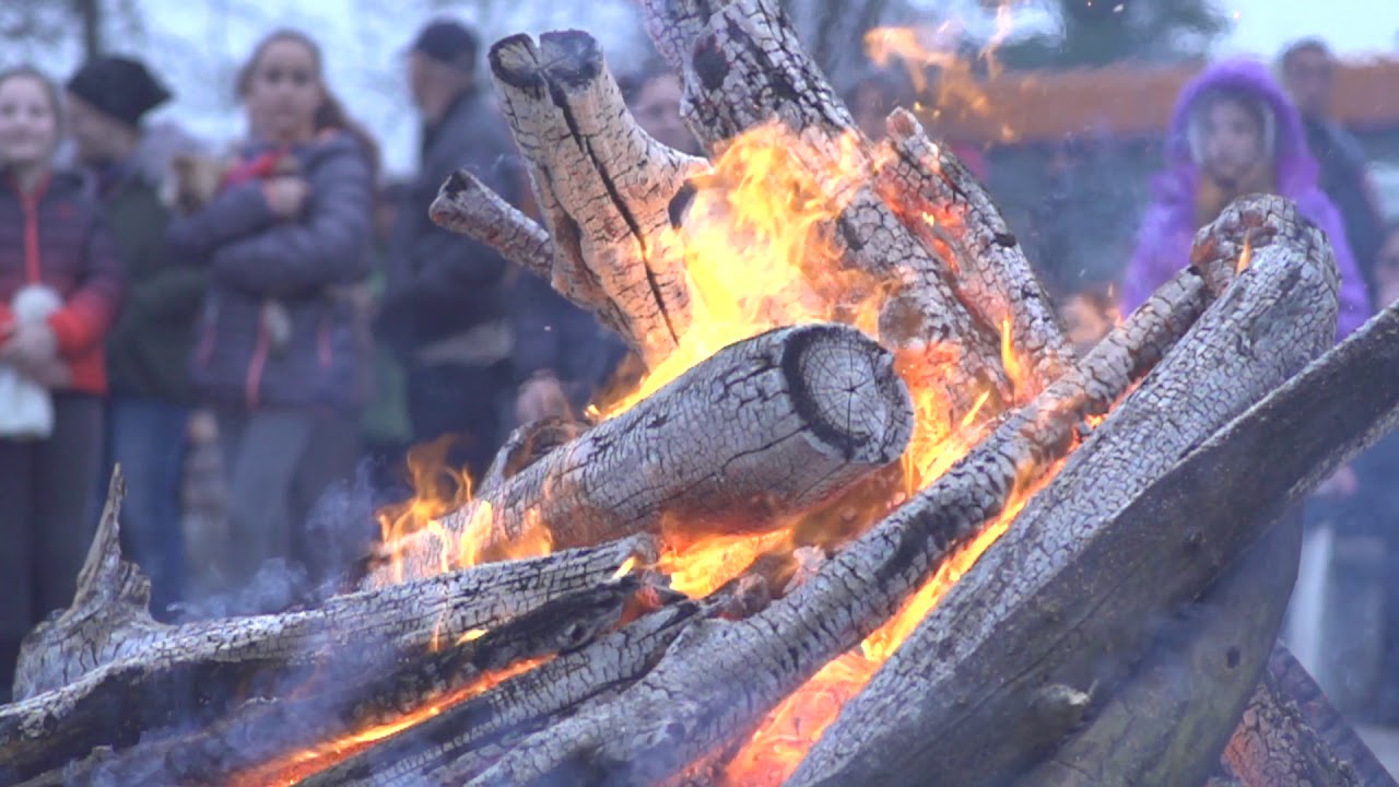 Традиции и обичаи-сирни заговезни