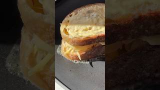 Making Serena van der Woodsen’s Truffle Grilld Cheese 🥪#gossipgirl #serenavanderwoodsen #food