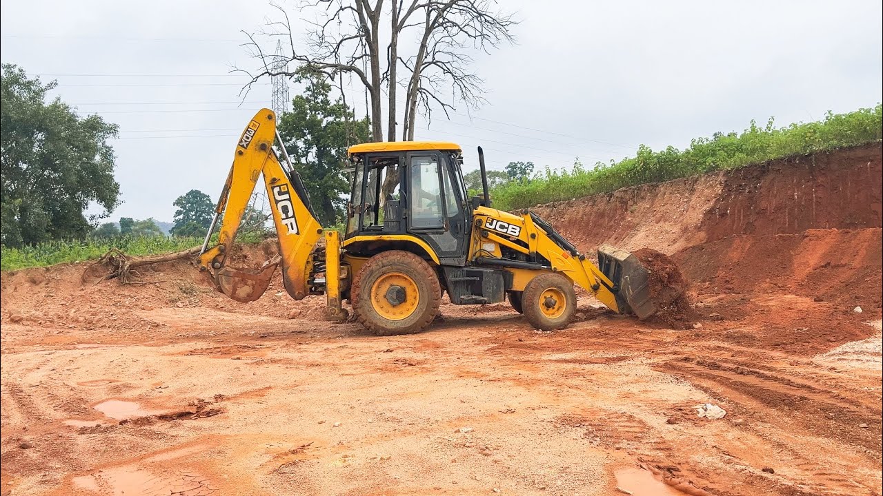 JCB 3dx eco excellence Backhoe Power Machine Red Mud loading Mahindra tractor...