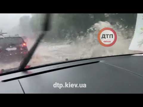 Злива в Києві