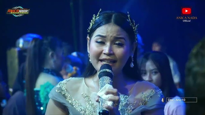 Porno film voqea Chiroyli xayoliy qizlar ishtirokidagi porno