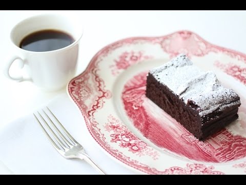 Flourless Chocolate Cake Recipe (Gluten Free)