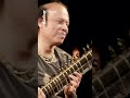 Capture de la vidéo Darbar Player Presents Ustad Nishat Khan | Sitar #Shorts