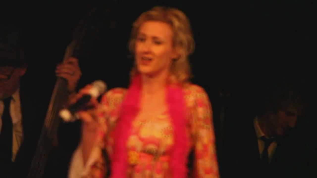 Martini Kings Live with Female Vocalist Performing Bye Bye Blackbird