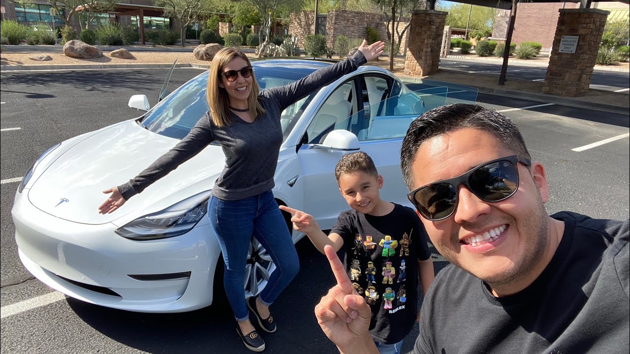 I’m So Excited It’s Delivery Day / Picking Up My New Tesla Model 3 2020 ...