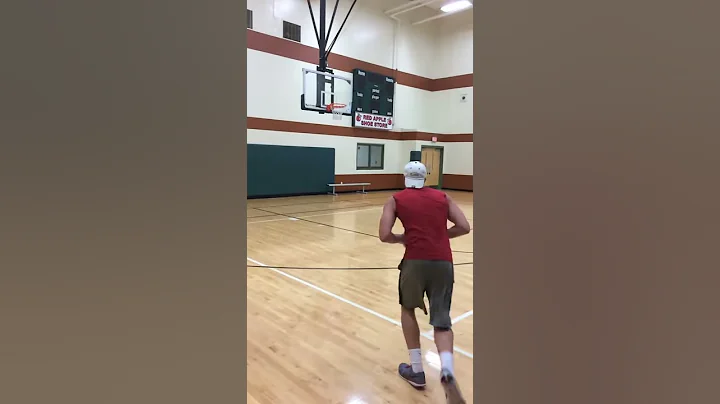 Journey to trying to dunk. Any tips on jumping mec...