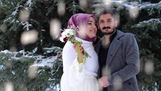 Fahriye Evcen - Bahçede Yeşil Çınar Boyun Boyuma Uyar