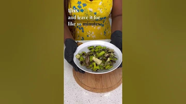 STOP THROWING OUT YOUR BANANA PEELS! #weekdaymealinspo #shortsafrica #shorts