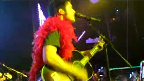 Kris Allen - Alright With Me - Singapore Feb 10 2010