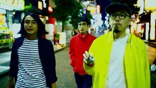 Video thumbnail of "アナログフィッシュ(Analogfish) "There She Goes (La La La )" (Official Music Video)"