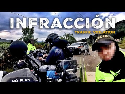 ADELANTO a COCHE DE POLICIA en LINEA CONTINUA y SUCEDE ESTO (S22/E13) VUELTA AL MUNDO en MOTO