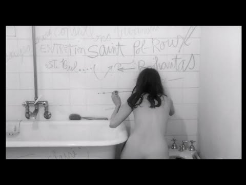 Quiet Days in Clichy (1970) by Jens Jørgen Thorsen, Clip: Surrealist artist daubs poetry in bathroom