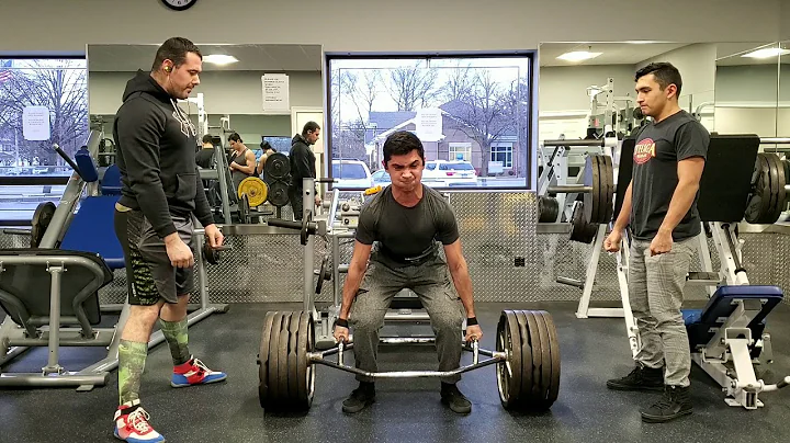 495lbs Trap Bar Deadlift Pyramid At 128 Bodyweight...