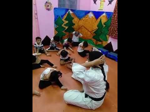 Activities I play n learn Preschool Garia