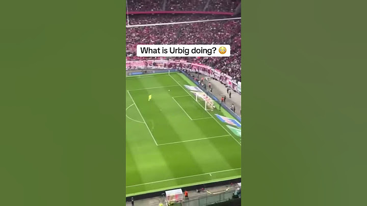 Benjamin Šeško Strikes Early for Leipzig!