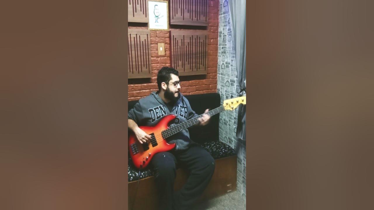 Luan Santana - Morena (Bass Cover) #Shorts
