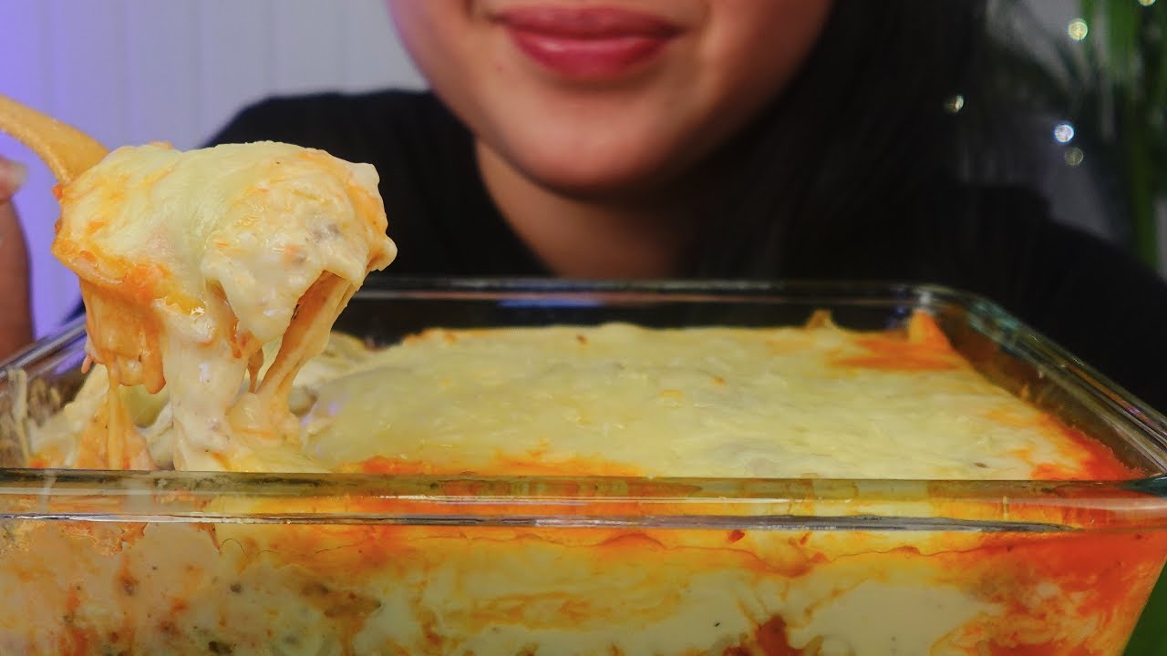 ASMR | CHEESY, MEATY LASAGNA | Eating sounds No talking