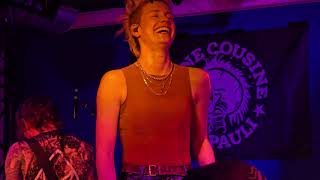 DEINE COUSINE - SCHEIß AUF IRONIE (Live in Kassel, Privatkonzert - Radio Bob Studios 28.02.2025)