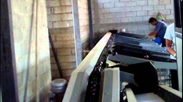 Γραμμή ταξινόμησης δαμάσκηνου.Sorting - Grading Classifying lines for plums.