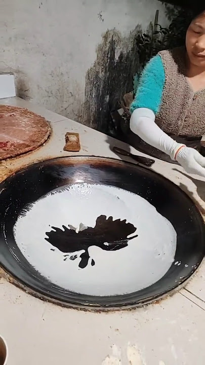 Download lagu Handmade mung bean crepe