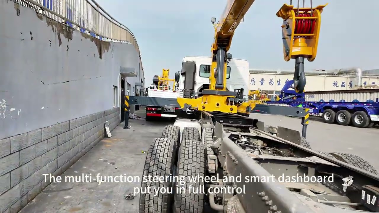 🚛🔥 Powerful HOWO Truck with XCMG Crane - The Ultimate On Road Heavy Lifter! 🔥🚛