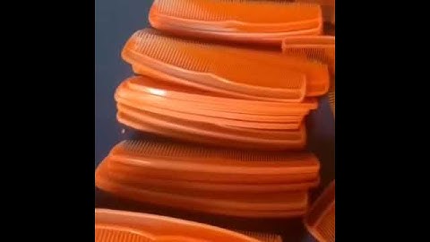 Two color comb injection molding machine