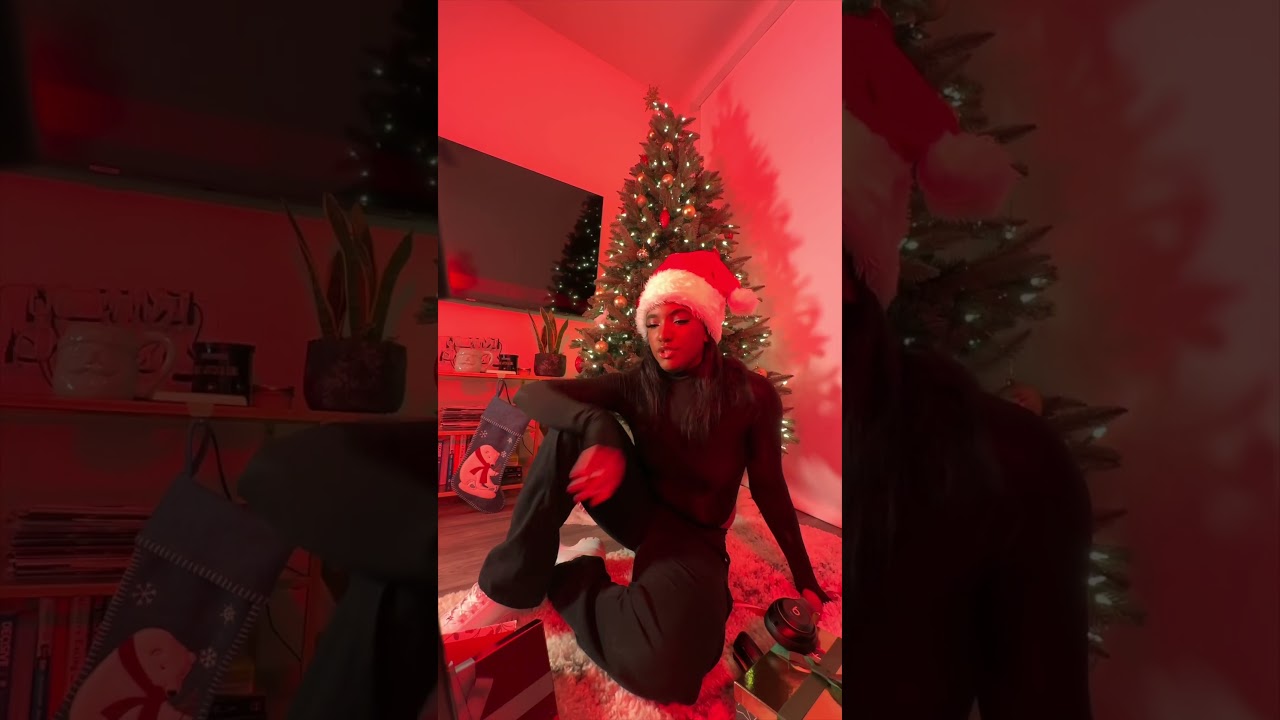 DIY Christmas Photoshoot Ideas