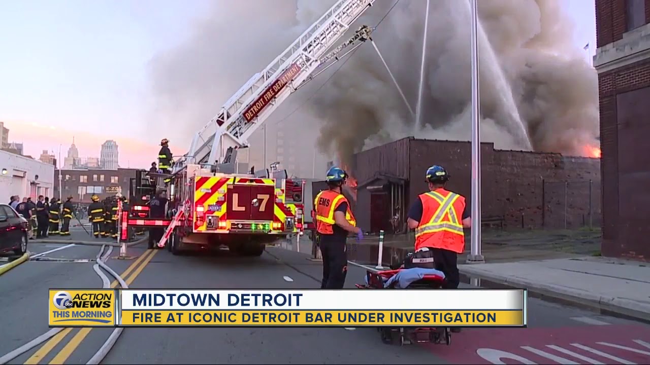 tv kanalları Fire at iconic Detroit bar under investigation