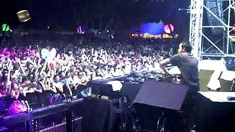 ZoukOut 2010 - Laidback Luke - Thriller