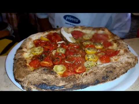 Video: Pizza Ai Funghi Porcini