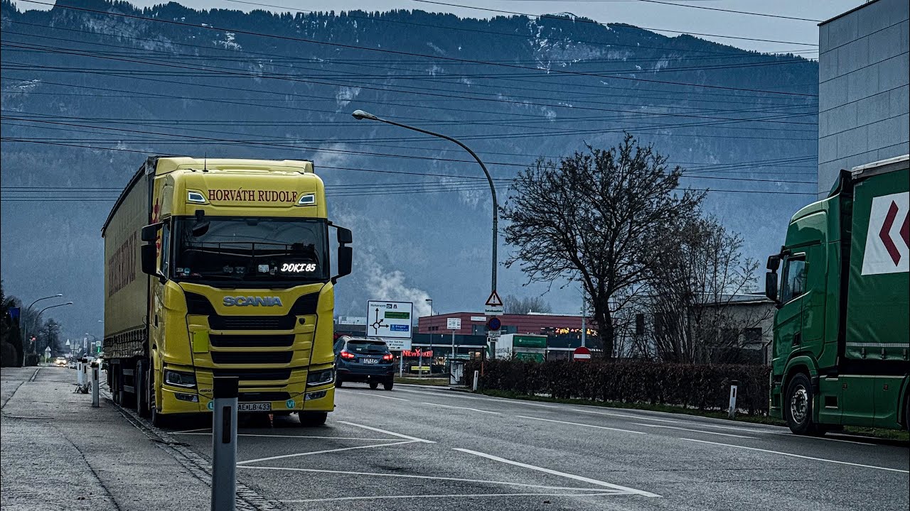 Az év utolsó svájci munkája🇨🇭Svájcban lerakva, Franciaországban felrakva 🇫🇷 dugó, araszolás, vámolás