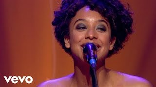 Video thumbnail of "Corinne Bailey Rae - Put Your Records On"