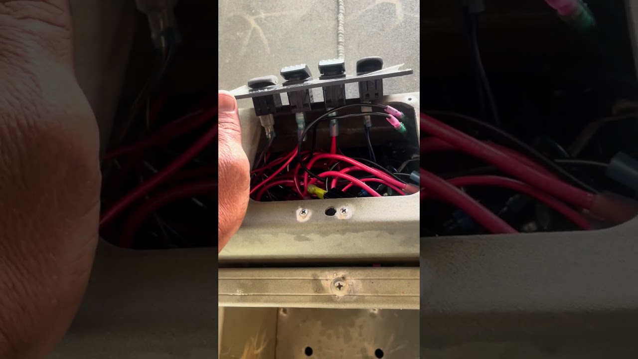 Tracker Bow-fishing lights