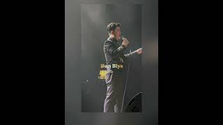 Syahrini Hadir Di Konser Cakra Khan Di Singapura