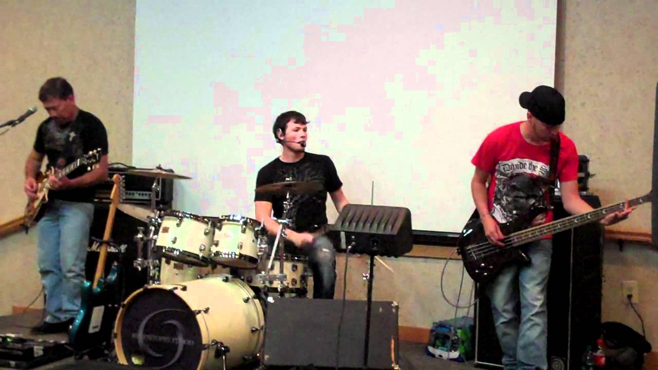 Guarda Relentless Flood - Stand su YouTube Guarda Relentless Flood - Stand su YouTube