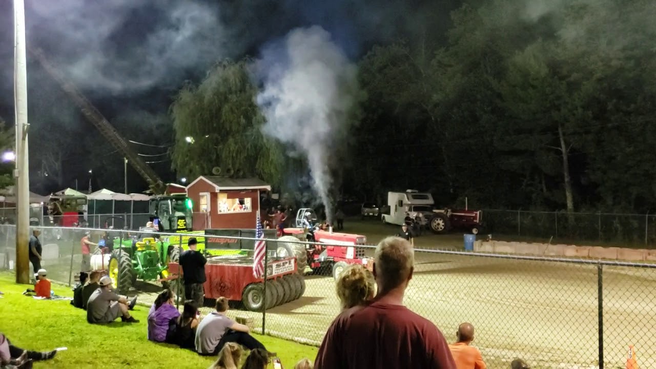 ih tractor pulls