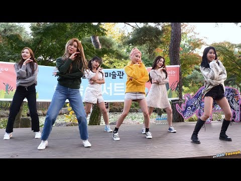191019 모모랜드 MOMOLAND '배앰 BAAM' 4K 60P 직캠 @서울대공원동물원 버스킹 by DaftTaengk