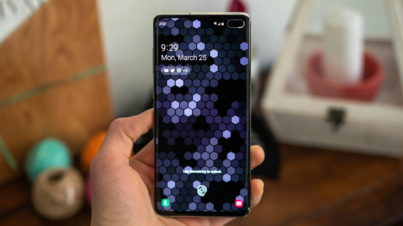 The Best Galaxy S10 Wallpapers For Hiding The Camera Hole Youtube