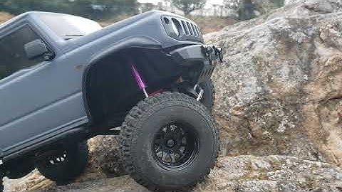 MST cfx j4 鬼ロックでシェイクダウン　スケールクローラー