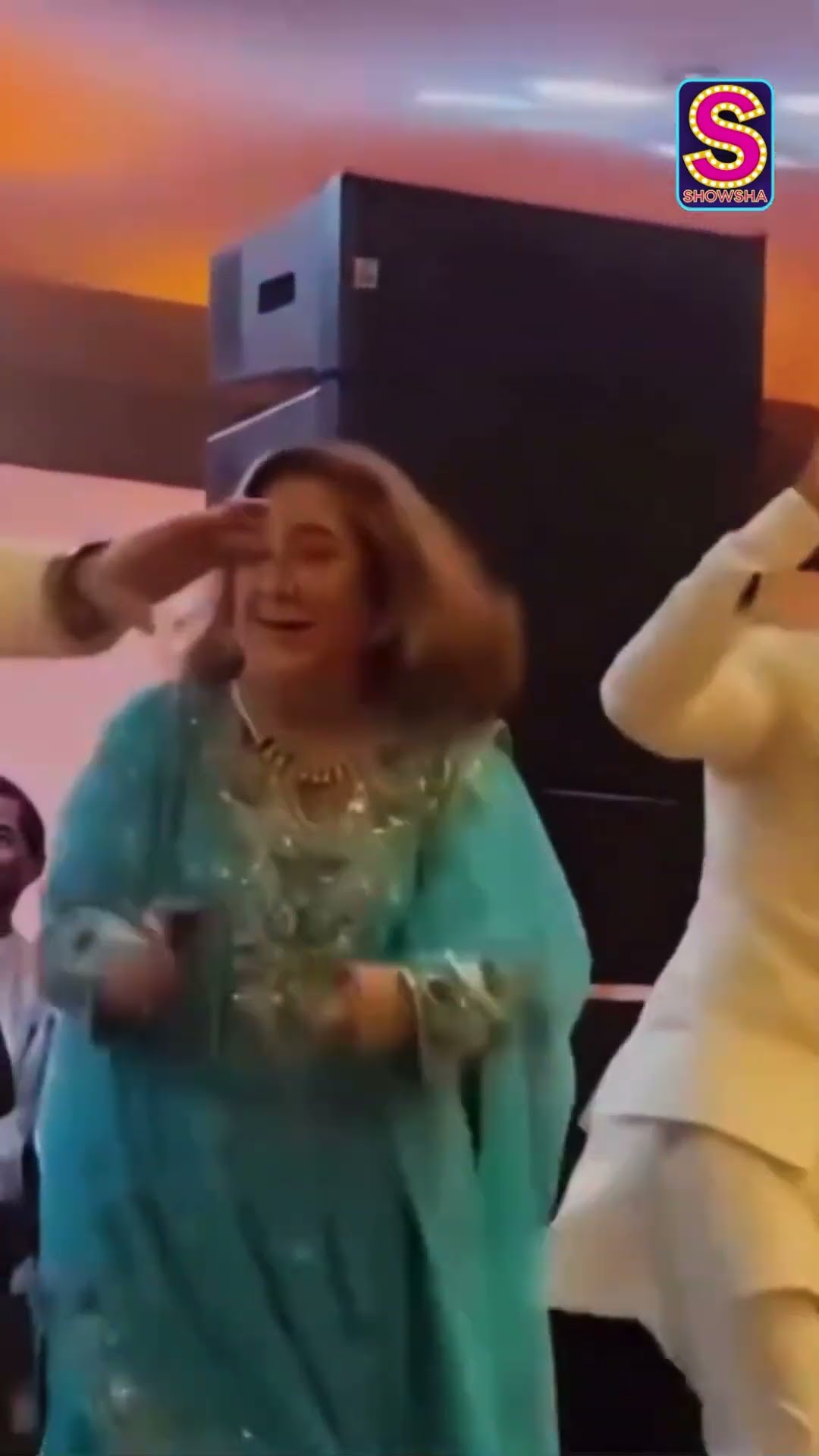 Kapoor Version Of ‘Kajrare’, Ranbir Kapoor, Rima Jain And Aadar Jain Dance It Off | N18S #shorts