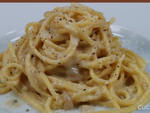 Cacio e pepe spaghetti - italian recipe - YouTube