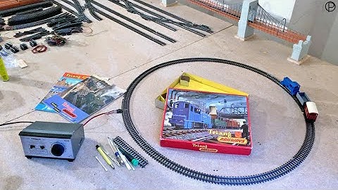 A look at the Tri-ang Railways RS.71 Goods Set and Super 4 Track removed from my layout