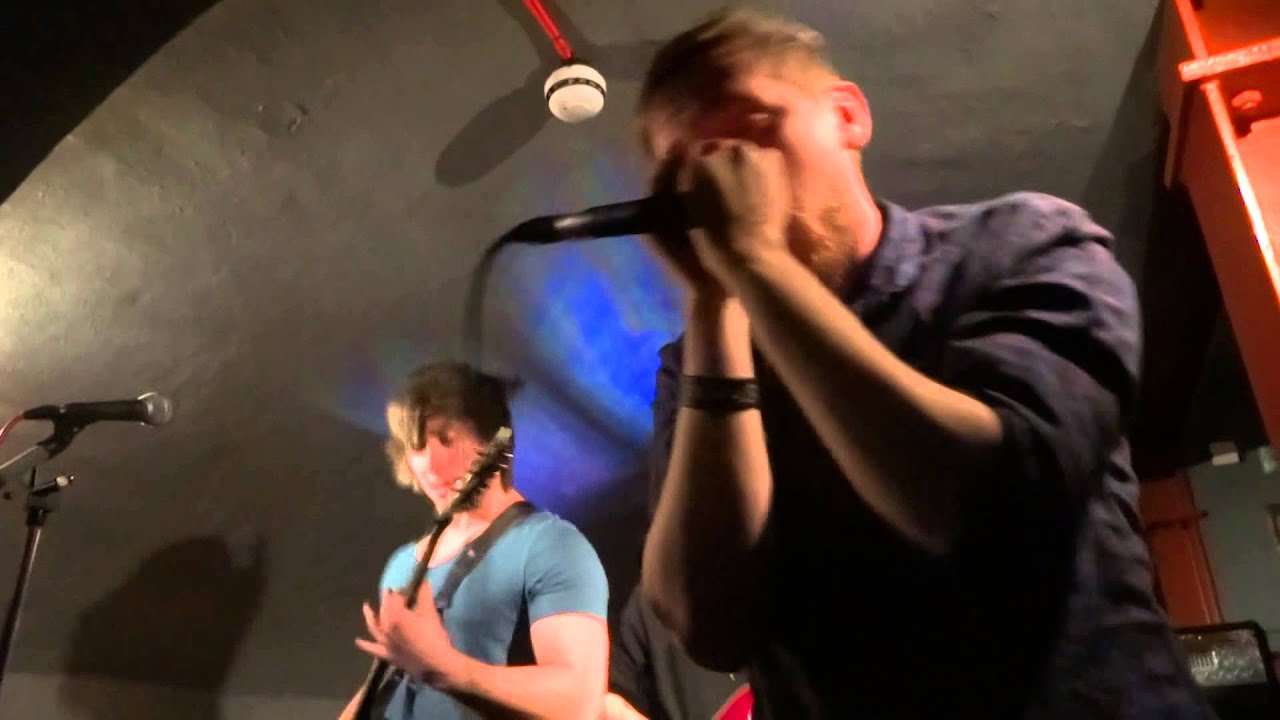 Ver Avenge The Heartache "Your Fate Will Come" live @ The Cavern Gloucester UK en YouTube Ver Avenge The Heartache "Your Fate Will Come" live @ The Cavern Gloucester UK en YouTube