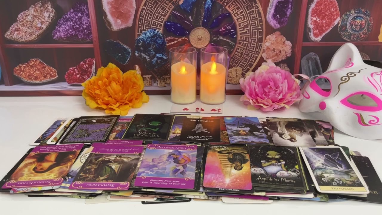 Козерог: Кому-то очень тяжело из-за вашего молчания. Гадание на Таро о любви для Козерога.