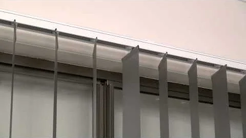 How to Realign a Vertical Blind Blade