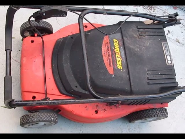 What's inside: Black & Decker 24V Cordless Lawnmower teardown 