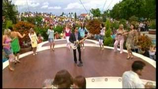 F R David   Words    Live @ Fernsehgarten 2007 Resimi