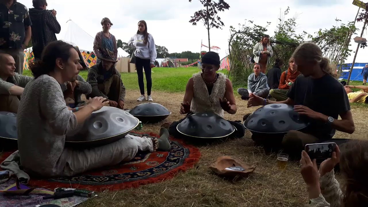 Living Village festival 2018 - Amazing handpan jam session