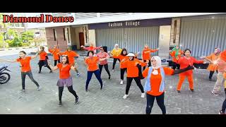 Download lagu 🎶 TAMAN JURUG LINE DANCE Choreo #Enny_Darmaji (INA) Demo #Diamond_Dance #tiktokviral #tamanjurug