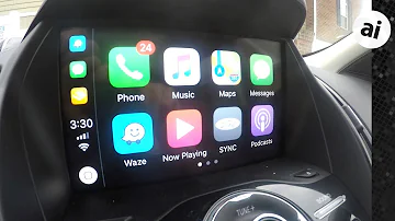 Hands on with Waze in Apple CarPlay!